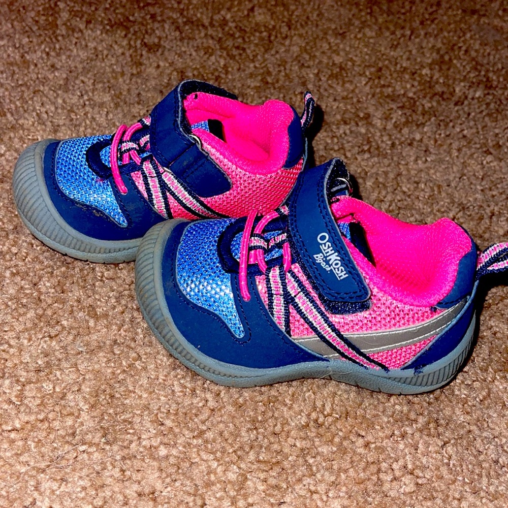 Toddler Tennis shoes